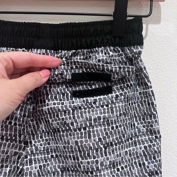 The North Face Swim Board Trunks Size S 7/8 - Picture 4 of 8